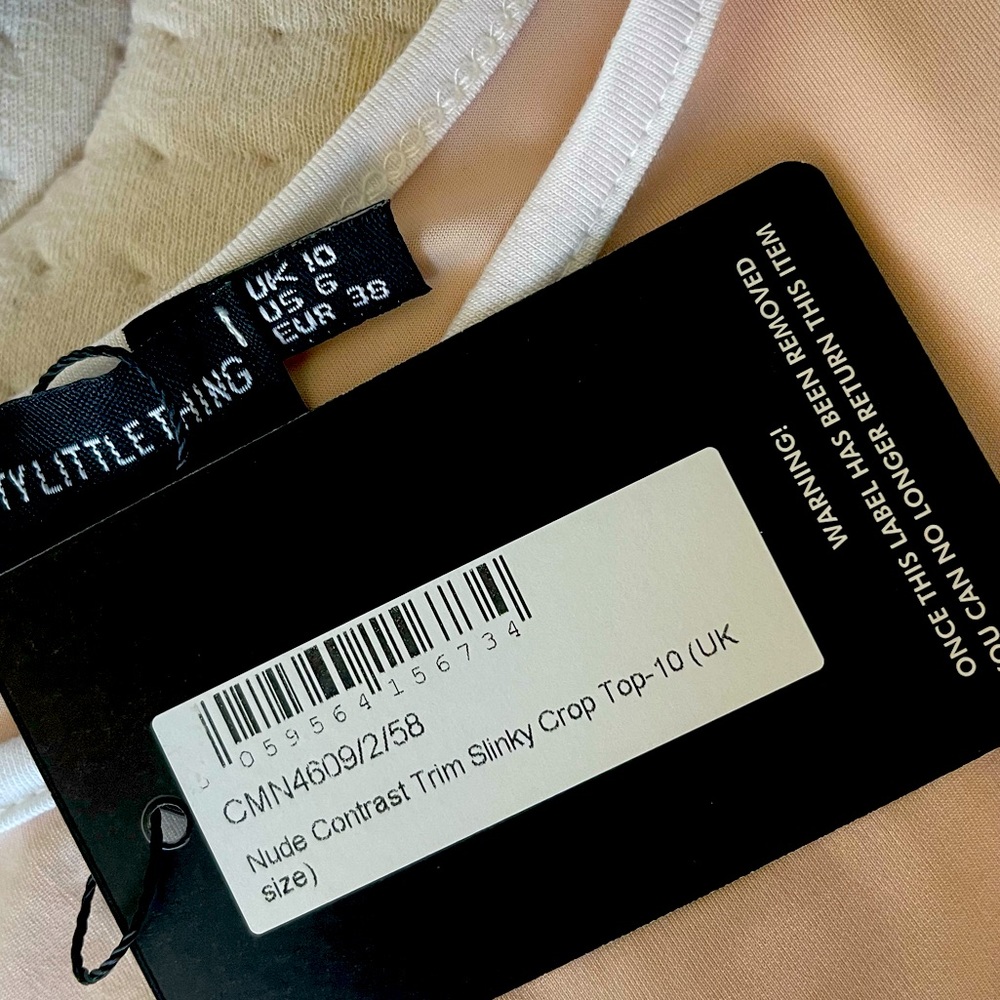 Pretty little thing crop top! Never worn
